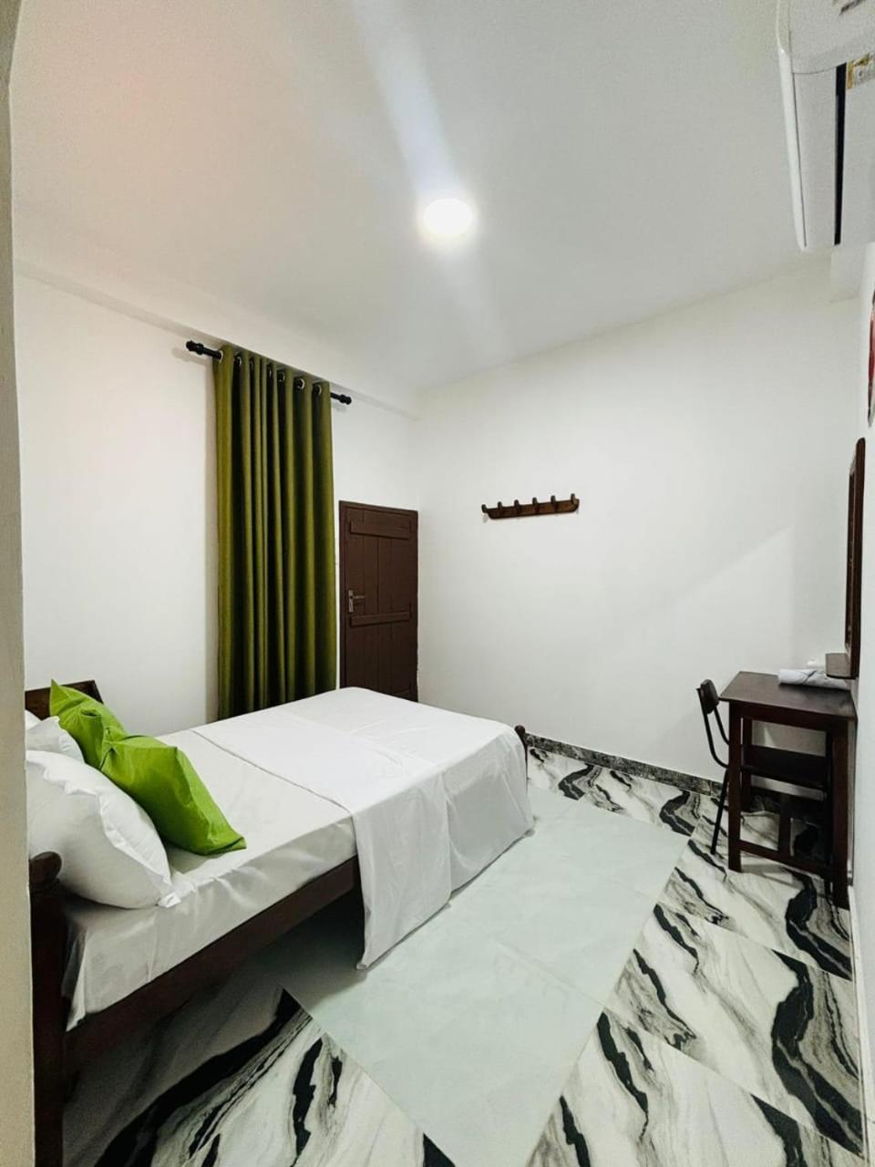 Jaya Villa - Near Airport Negombo Exterior foto